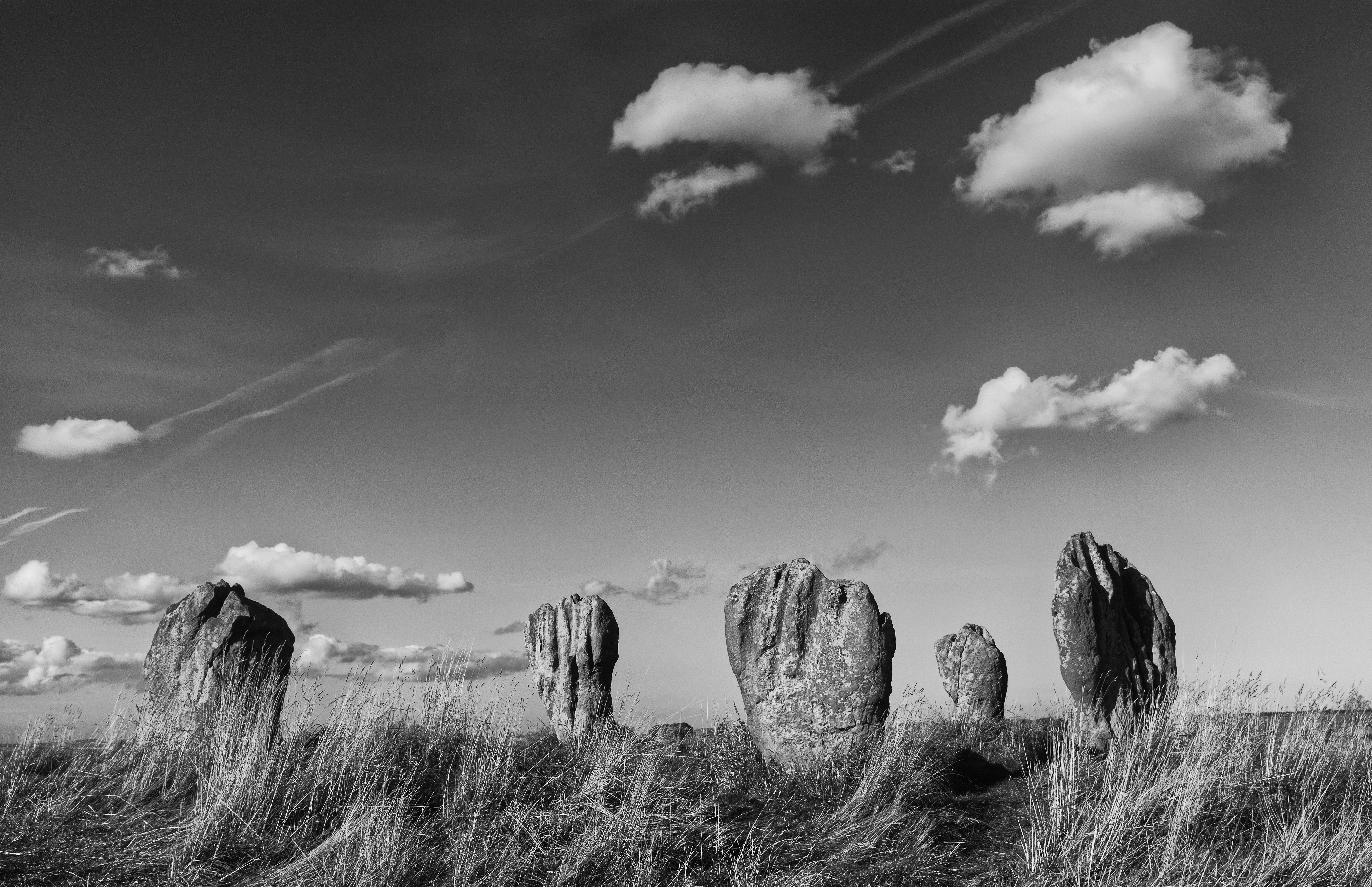 Duddo stones mono display sharp